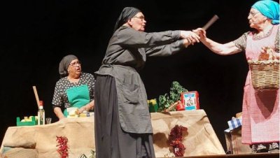 El grupo Roque Azucarero abre la programaci&oacute;n de la IX Muestra Popular de Teatro en la Sala Insular