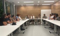 Monz&oacute;n y Delgado abordan con colectivos trans de Santa Cruz de Tenerife la asistencia sanitaria y social