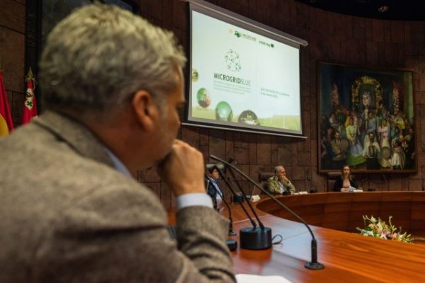 La Gomera acoge un foro regional sobre el futuro del autoconsumo y las comunidades energéticas