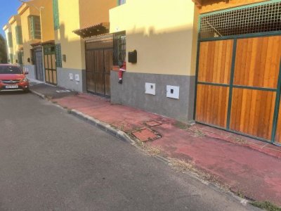 Sale a licitaci&oacute;n el cambio de pavimento de las aceras en la Urbanizaci&oacute;n de Taya, en Marmolejos