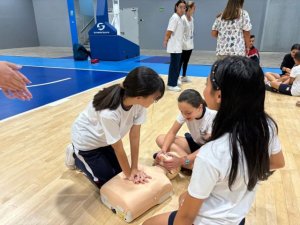 El Insular-Materno Infantil organiza un curso de Primeros Auxilios para 300 escolares de Gran Canaria