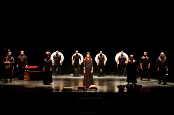 La compañía Pieles presenta una nueva versión de ‘Ángaro’ en una gira por las islas