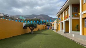 Gáldar: El Ayuntamiento techará el próximo curso las canchas de los colegios de Sardina, Hoya de Pineda y San Isidro