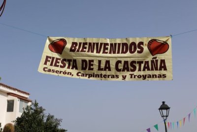 Noche parrandera y tostado en las Fiestas de La Casta&ntilde;a en Valleseco