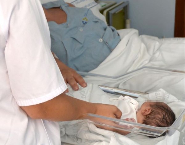 Sanidad incorpora el estudio de cuatro nuevas enfermedades raras al cribado del recién nacido