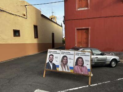 El alcalde de Gu&iacute;a exige a Coalici&oacute;n Canaria que retire la carteler&iacute;a electoral de la Ciudad