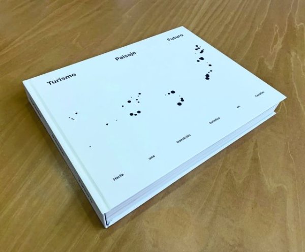 Turismo edita un libro que profundiza sobre el futuro de esta industria en las Islas y el cambio climático