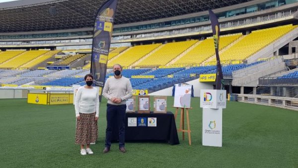 Material deportivo para la Fundación Give a Dream para una escuela en la localidad de Have, en Ghana