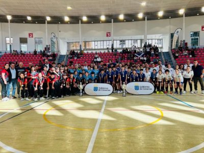 Las finales de f&uacute;tbol sala del 43.&ordm; Campeonato de Deportes en Edad Escolar coronan este s&aacute;bado a sus campeones