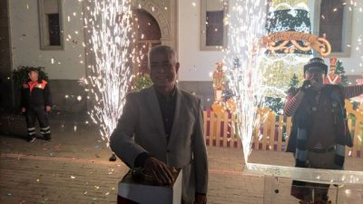 La Aldea de San Nicol&aacute;s enciende la Navidad