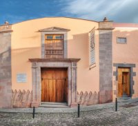 La Casa de la Cultura de Gu&iacute;a acoge una charla del escritor Santiago Gil sobre Dolores Campos-Herrero