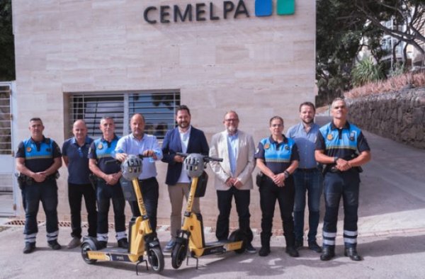 La Policía Local y Sagulpa ponen en marcha una campaña divulgativa sobre las normas de uso de las patinetas