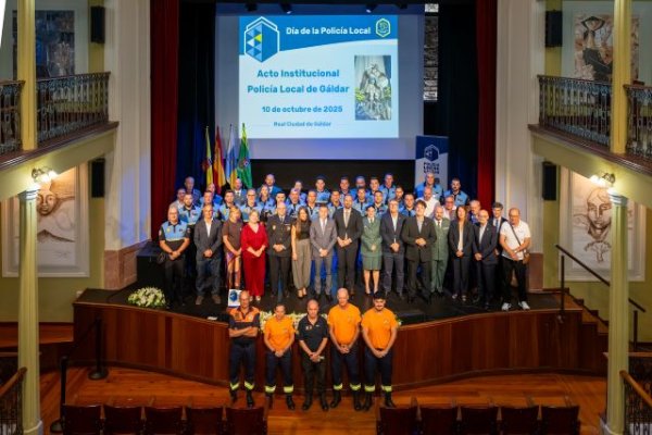 La Polic&iacute;a Local de G&aacute;ldar celebra su festividad con distinciones a 30 agentes por diferentes m&eacute;ritos