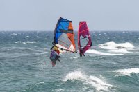 Windsurf: Los j&oacute;venes valores se adaptan a las condiciones del mar en Pozo Izquierdo