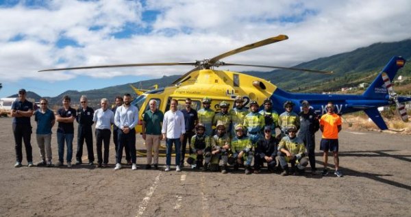 Transición refuerza el dispositivo contra incendios forestales con un nuevo helicóptero para los EIRIF