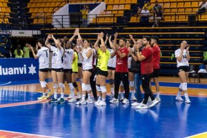 Voleibol Femenino: El CV Sayre CC La Ballena vence en un emocionante encuentro y logra su histórica clasificación a la Copa de la Reina