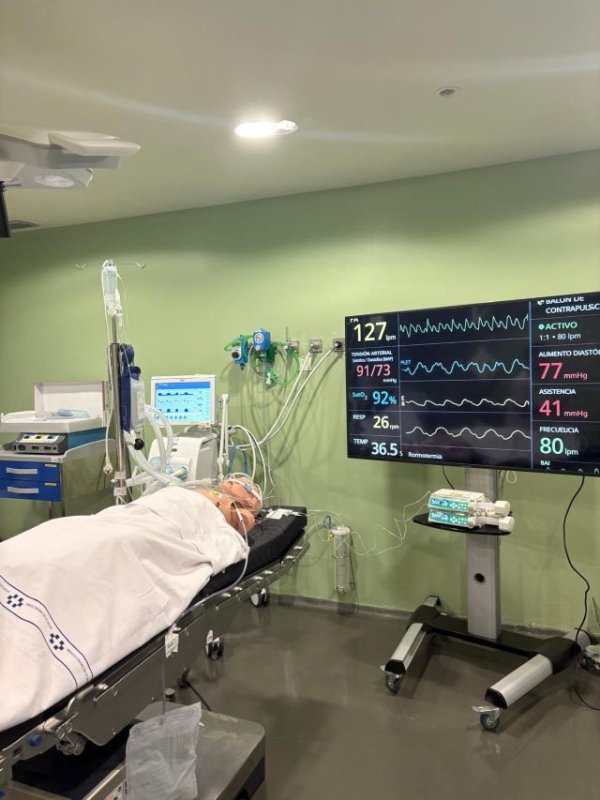 Medicina Intensiva del Insular-Materno Infantil implementa la simulaci&oacute;n cl&iacute;nica para la formaci&oacute;n de sus residentes