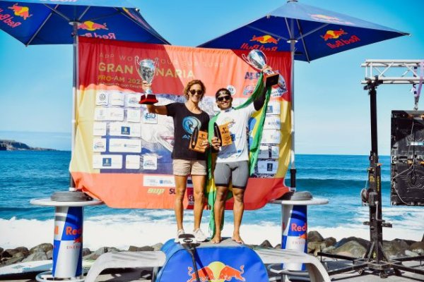 Iballa Moreno y Luis Diz, se coronan como los nuevos reyes mundiales del Paddle Surf