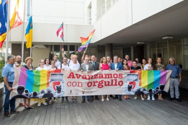 El Cabildo fortalece su compromiso por la igualdad ante el avance de la ultraderecha, en la celebración del Día Internacional del Orgullo LGTBI