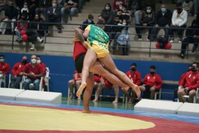 Lucha Canaria: El Guanarteme Grupo Power y el Ram&oacute;n Jim&eacute;nez permanecen invictos una semana m&aacute;s