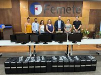 Tenerife: Donación de computadoras a APANATE para su trabajo con personas con autismo