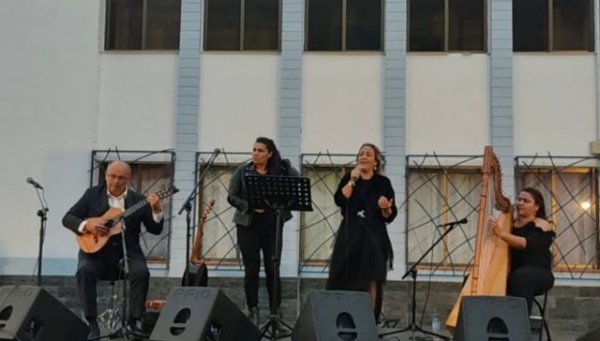 La Gomera: La programaci&oacute;n del D&iacute;a de Canarias contin&uacute;a su itinerario con el folclore y el cine como ejes principales