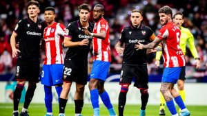 El Levante parec&iacute;a el local y el Atl&eacute;tico el visitante