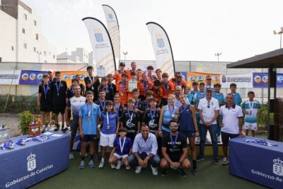 Gran Canaria y Tenerife se reparten los títulos en los campeonatos regionales escolares de tenis y pádel