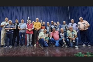 Gáldar: La Asociación de Vecinos Amagro de Barrial celebro su entrega de trofeos a los ganadores de los campeonatos de dominó y subastado