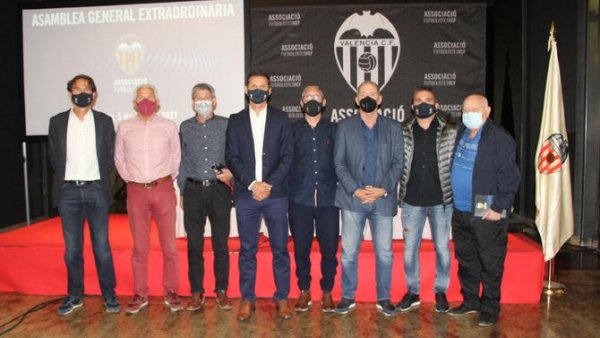 Gayá acompaña a Giner en su cuarto mandato en la Asociación de futbolistas del Valencia