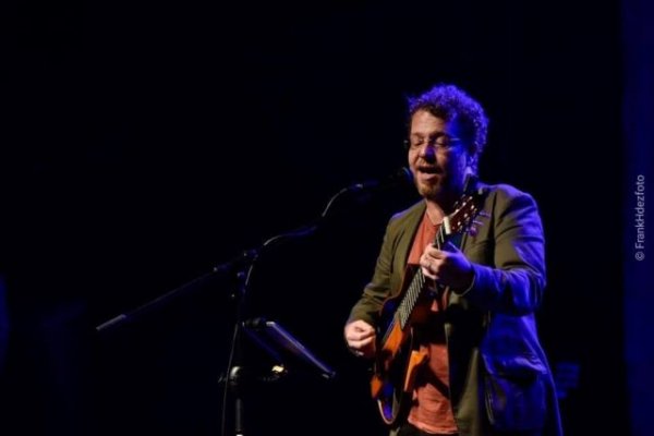 Jorge Santana repasa su camino musical desde el folclore a la canción de autor en Telde