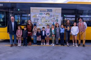 Guaguas Municipales premia la originalidad de doce escolares en su concurso infantil de dibujo que promueve una movilidad para todas las personas