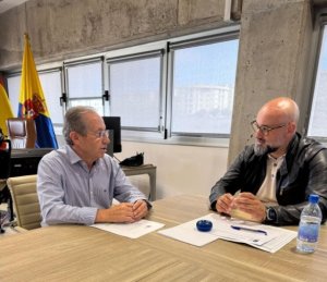 El Consejero de Deportes, Aridany Romero, recibe al nuevo presidente de la Federación Canaria de Automovilismo, Miguel Ángel Domínguez