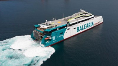 Baleària Canarias refuerza su apuesta por las islas con la llegada del nuevo ‘fast ferry’ ecoeficiente 'Mercedes Pinto'