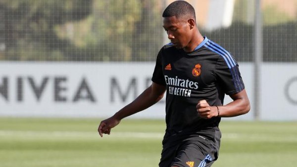 Alaba es elegido futbolista del año en Austria por octava vez