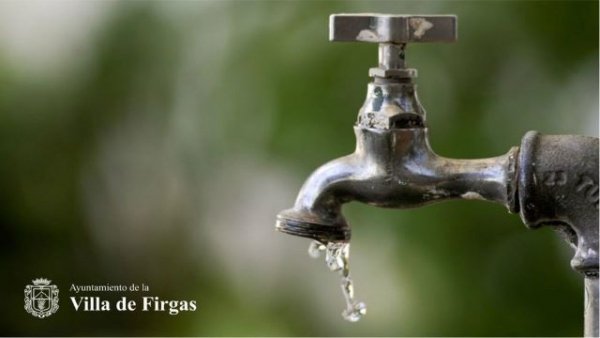 Villa de Firgas: Suspensión del suministro de agua por avería en la red general