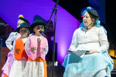 'G&aacute;ldar uniendo orillas' da voz al futuro de las islas en la primera cita de la semana del folclore