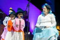 'G&aacute;ldar uniendo orillas' da voz al futuro de las islas en la primera cita de la semana del folclore