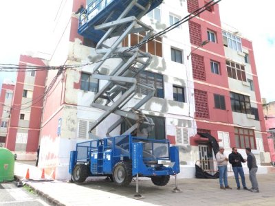 El Ayuntamiento de Gu&iacute;a inicia la rehabilitaci&oacute;n de 236 viviendas en La Atalaya, el casco y San Roque