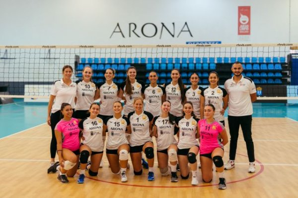 Voleibol Superliga Femenina 2: El Arona Voley se estrena como local con una contundente victoria sobre Voleibol Astillero