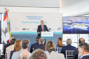 Torres inaugura la ampliación del puerto de Playa Blanca, un proyecto de calidad y el primer muelle sostenible