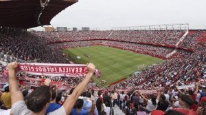 LaLiga denuncia los insultos de los aficionados del Sevilla-Betis en el &uacute;ltimo derbi