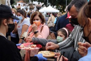 La Feria Europea del Queso en Teror despacha mas de medio kilo por persona