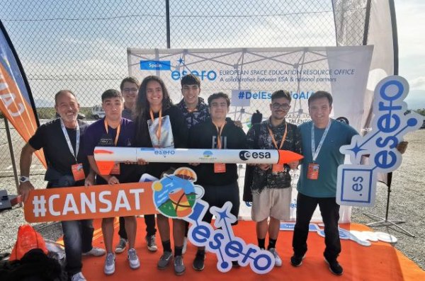 El equipo del IES Granadilla de Abona recibe el premio honorífico en la competición nacional CanSat Spain 2023