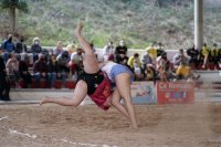 Las luchadoras muestran su mejor nivel en la Luchada Institucional del D&iacute;a de las Mujeres