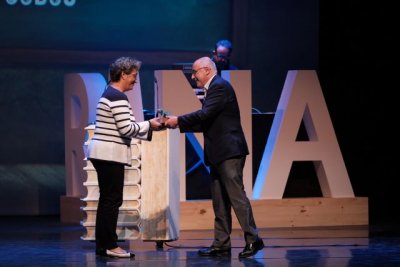 La Biblioteca Insular de Gran Canaria entreg&oacute; ayer en el Teatro Cuy&aacute;s sus Premios Rana