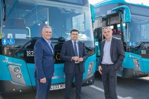 El transporte público interurbano de Gran Canaria sigue sumando vehículos nuevos a su flota