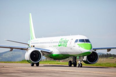 Binter firma la financiaci&oacute;n de cinco nuevos reactores Embraer E195-E2