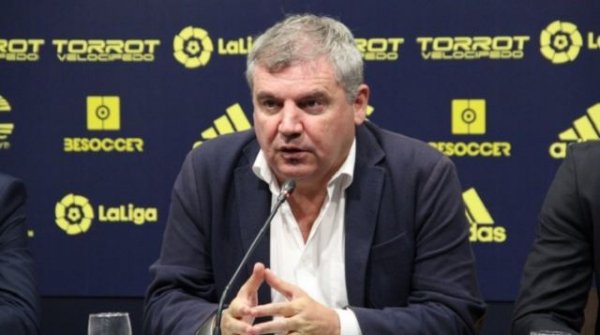 Manuel Vizcaíno vuelve a pedir a Luis Rubiales que arregle el VAR