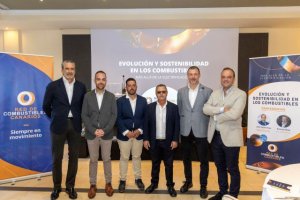 José Carlos Díez asegura en Canarias que no es viable una transición energética que comprometa el empleo y la competitividad